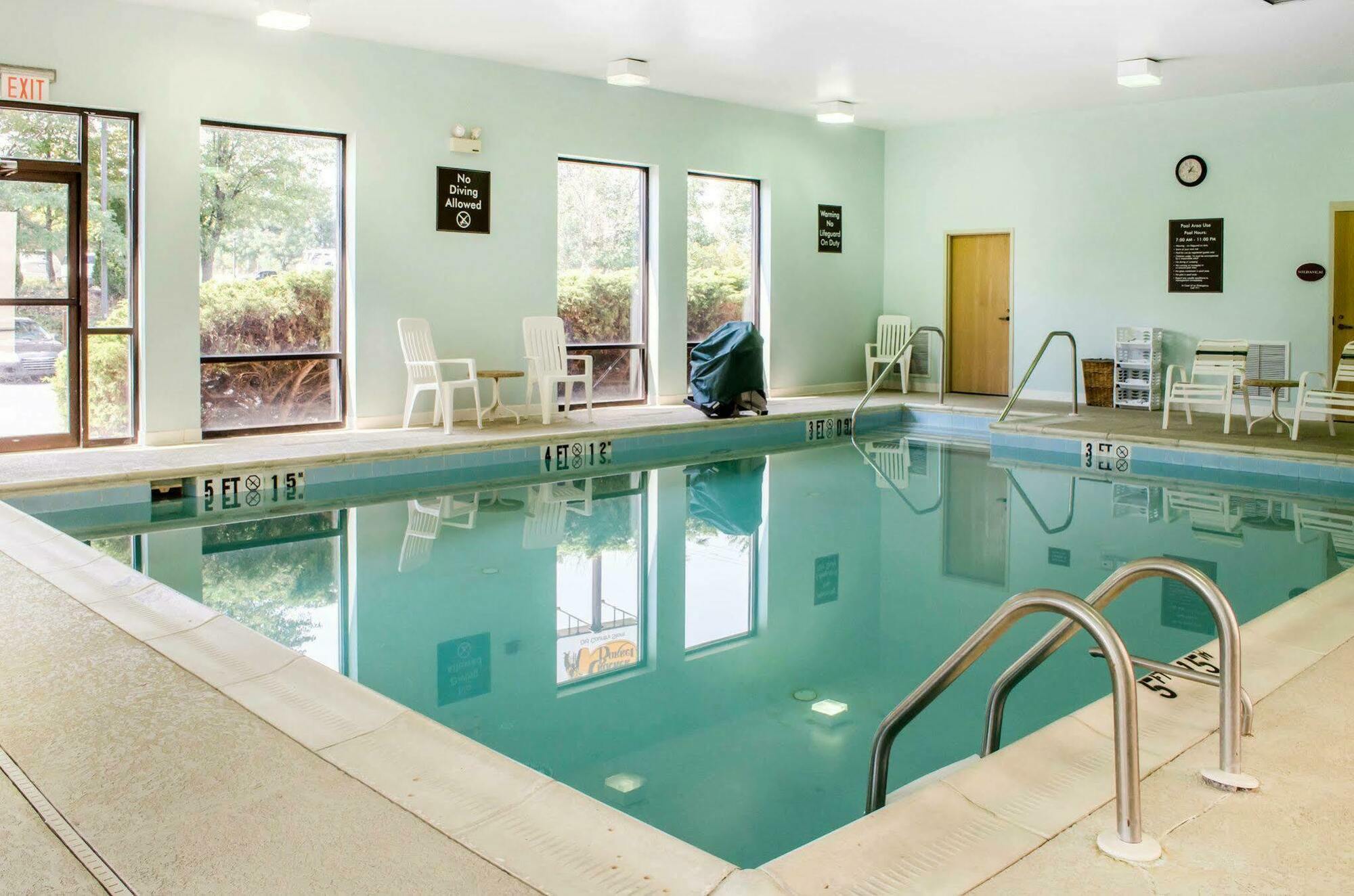 Sleep Inn Carlisle South Екстер'єр фото